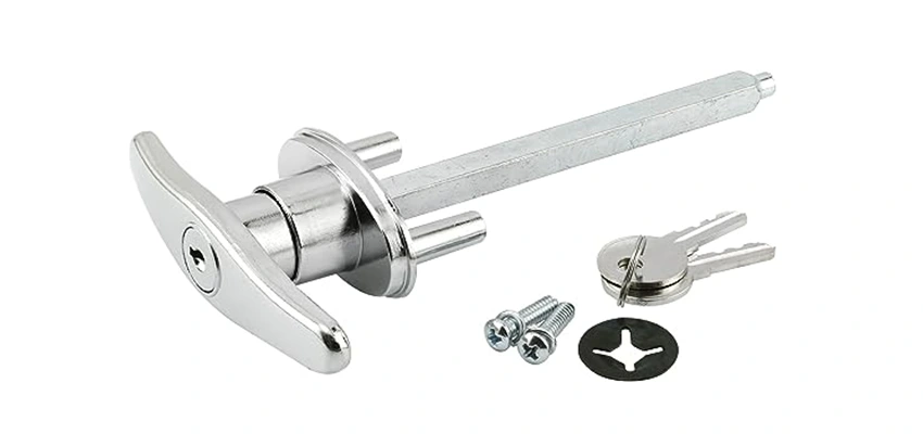 Old Style Garage Door Locks Replacements in Hemet, California