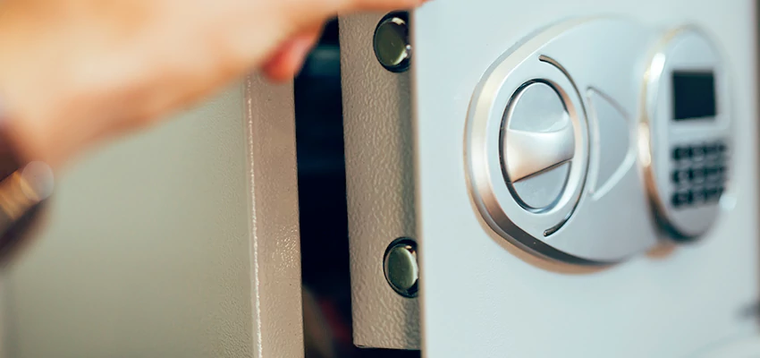 Fingerprint Safe Openers in Hemet, CA